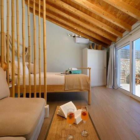 Sea & Cliff Luxury Suites Benitses  Exterior foto