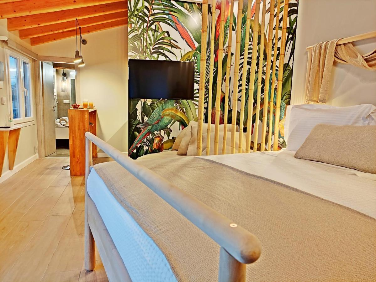 Sea & Cliff Luxury Suites Benitses  Exterior foto