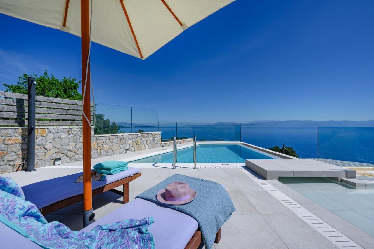 Sea & Cliff Luxury Suites Benitses  Exterior foto