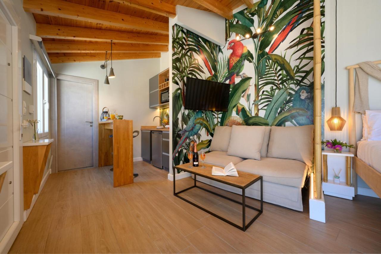 Sea & Cliff Luxury Suites Benitses  Exterior foto