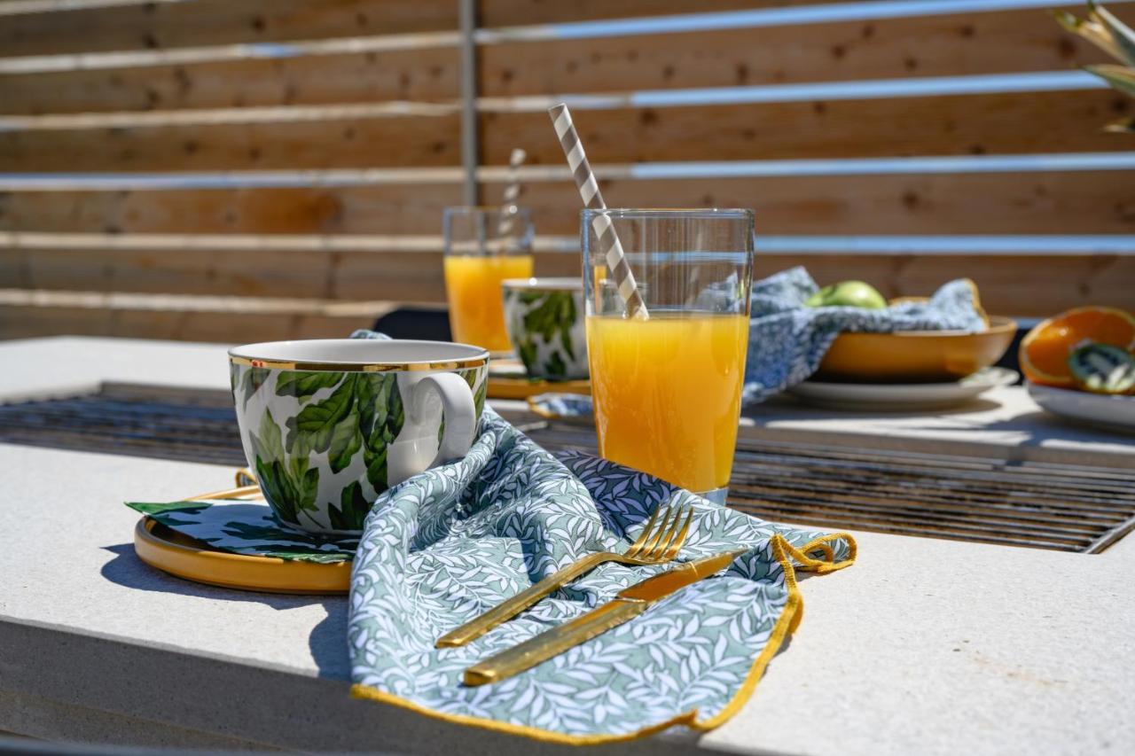 Sea & Cliff Luxury Suites Benitses  Exterior foto